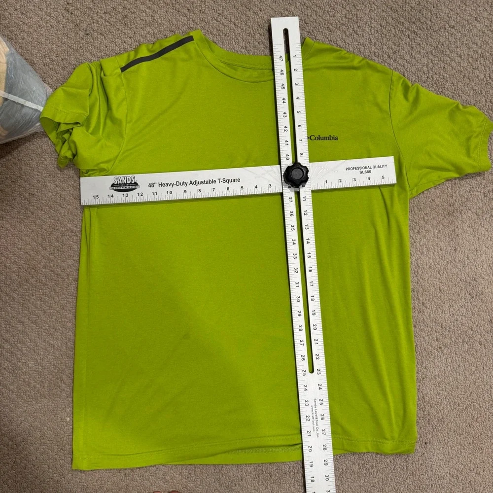 Columbia Men's Short Sleeve Active‎ T-Shirt Athletic Top Green